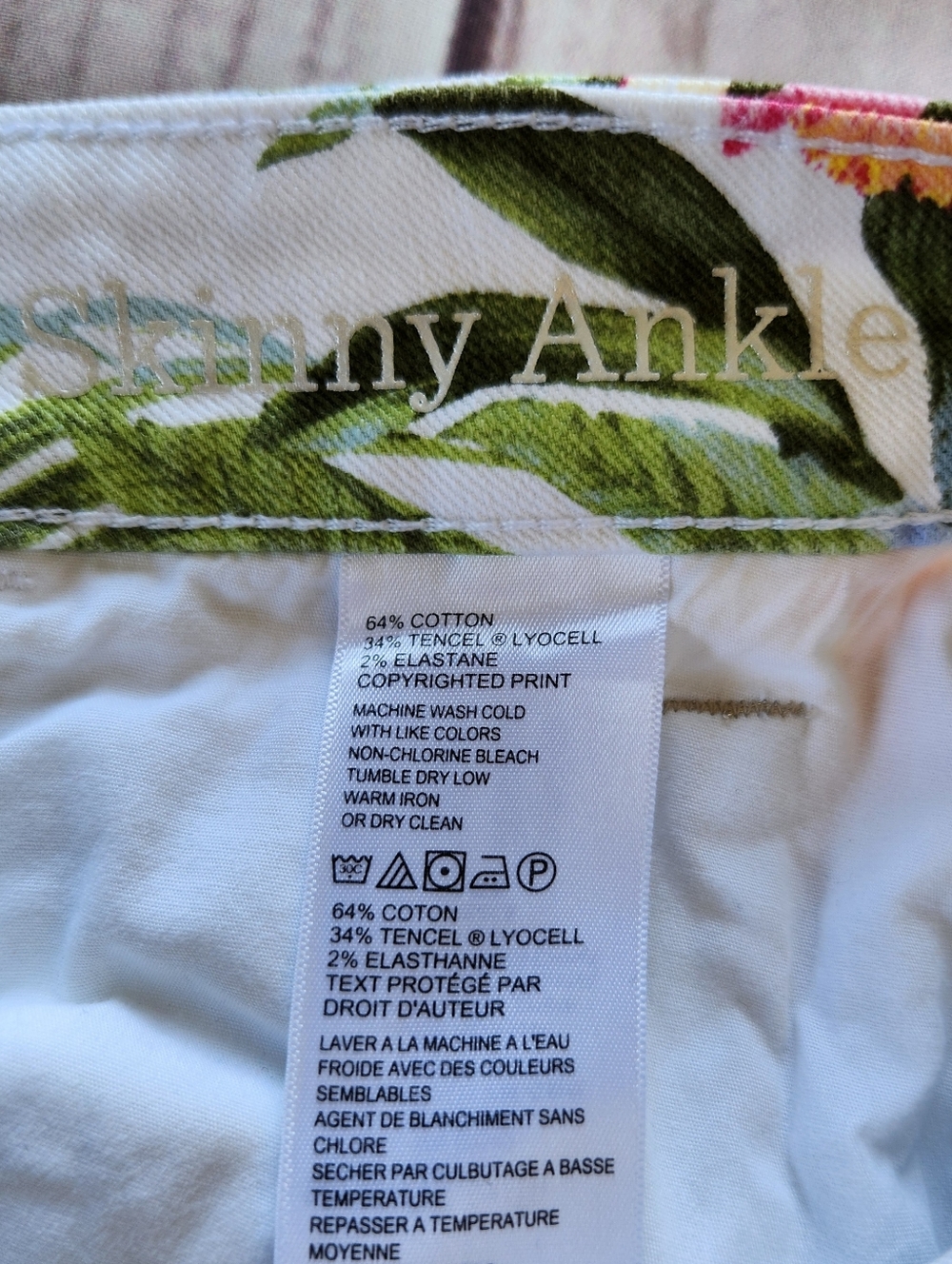Tommy Bahama "Skinny Ankle" Tropical Floral Mid Rise Jean White, Women's Size 31 - Picture 11 of 12